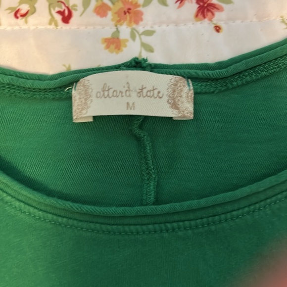 Bundle of Women’s Tops/shirts Size Medium - Picture 3 of 16